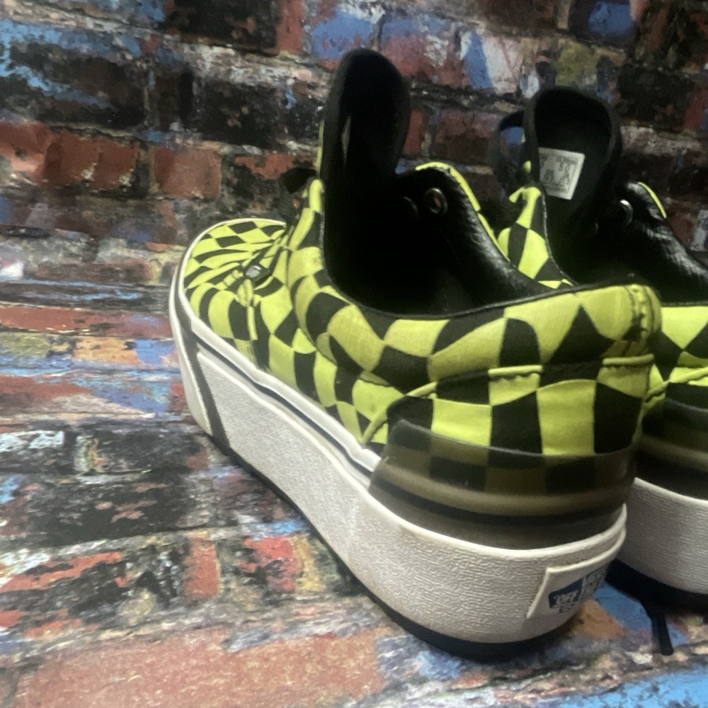 VANS Green/Black Check Canvas men's US 3.5 women's us 5 platform